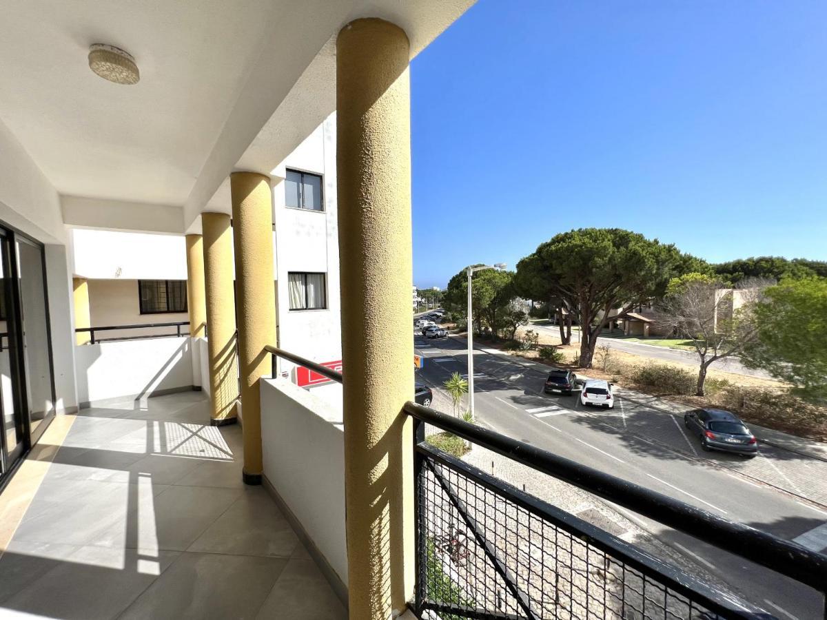 Topazio - Pool & Near The Center By Hd Properties Vilamoura Exterior foto